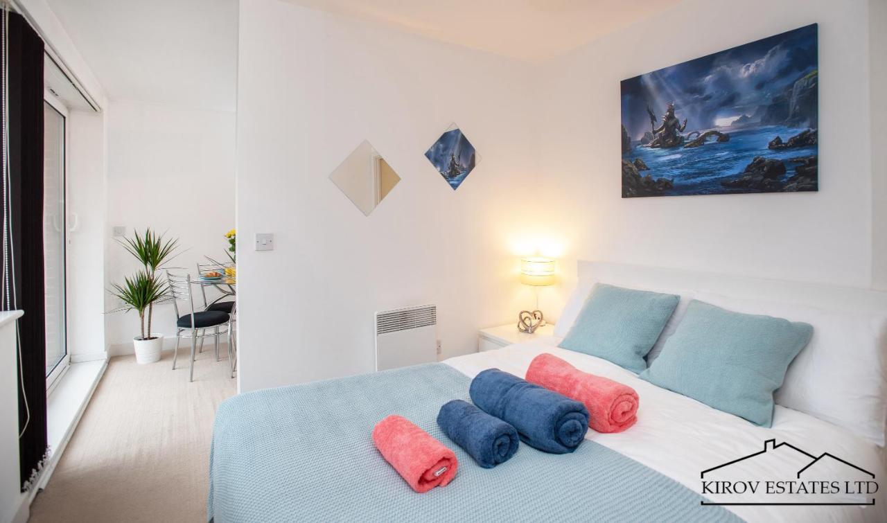 Poseidon Apartment - 1 Bed Flat - Heart Of Town 사우샘프턴 외부 사진